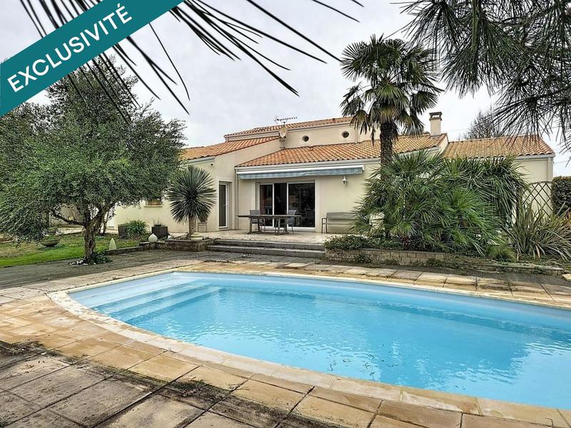 Maison - 179 m² - 8 pièces