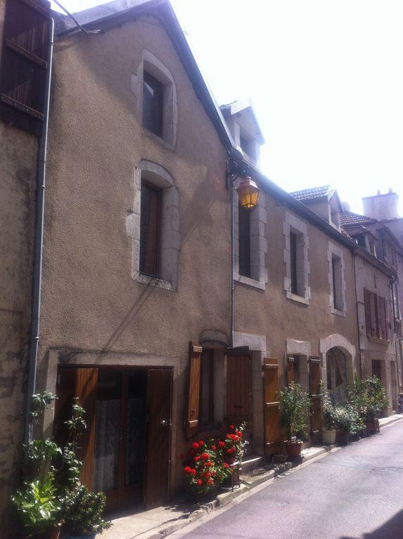 Maison ancienne - 200 m² - 10 pièces