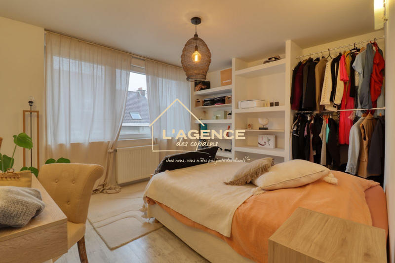 Maison - 85 m² - 5 pièces