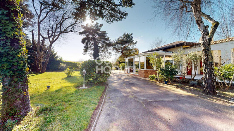 Maison - 164 m² - 5 pièces