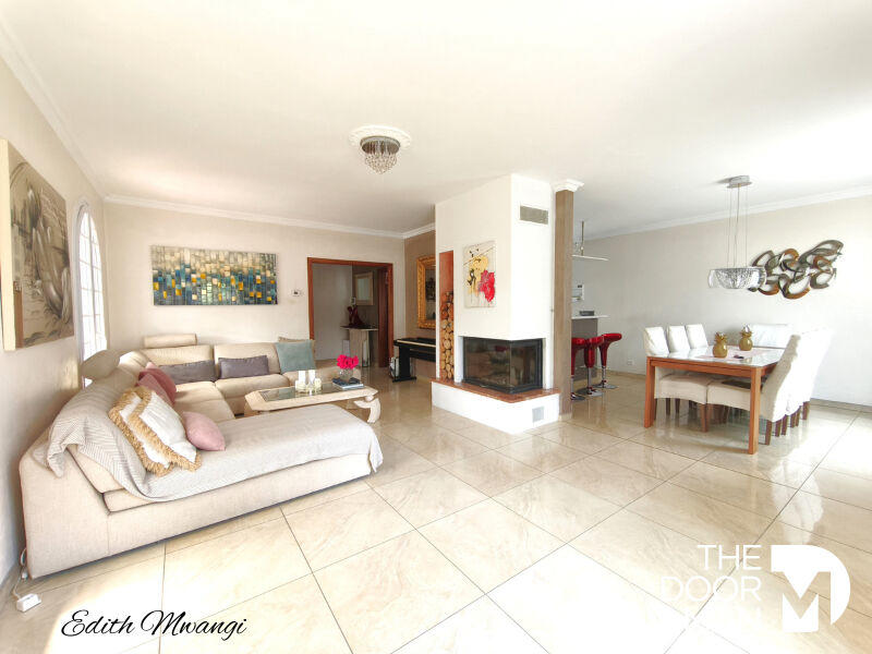 Maison - 160 m² - 6 pièces