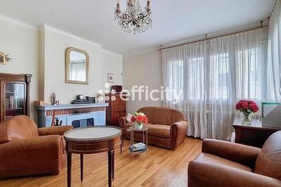 Maison - 173 m² - 7 pièces