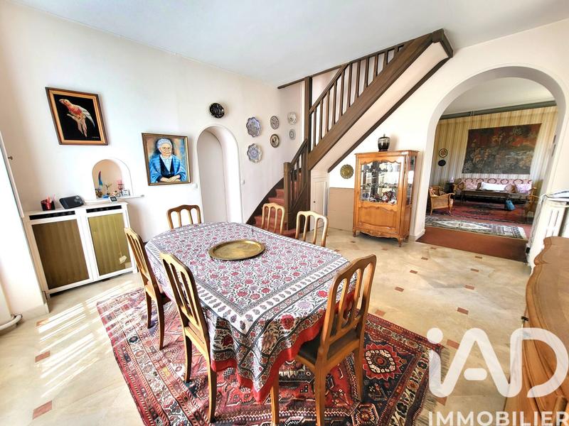 Maison - 170 m² - 6 pièces