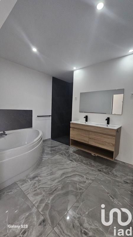 Maison - 147 m² - 4 pièces