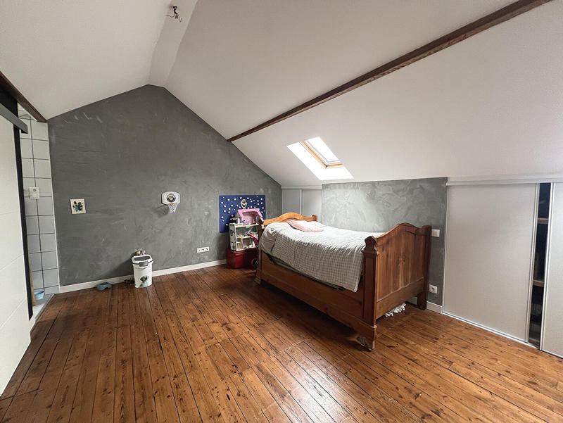 Maison - 107 m² - 5 pièces