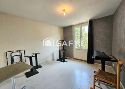 Local commercial - 150 m² - 3 pièces