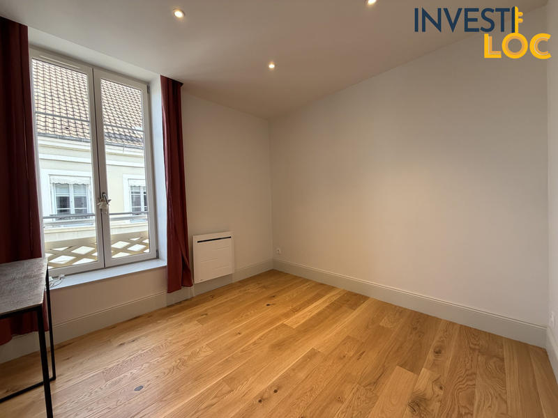 Appartement - 96 m² - 4 pièces