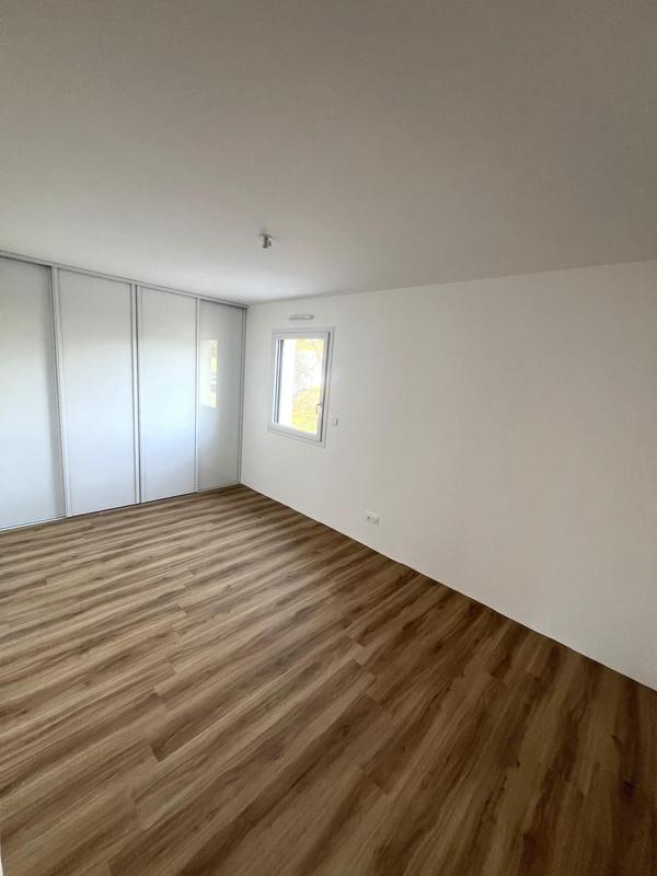 Maison - 121 m² - 5 pièces