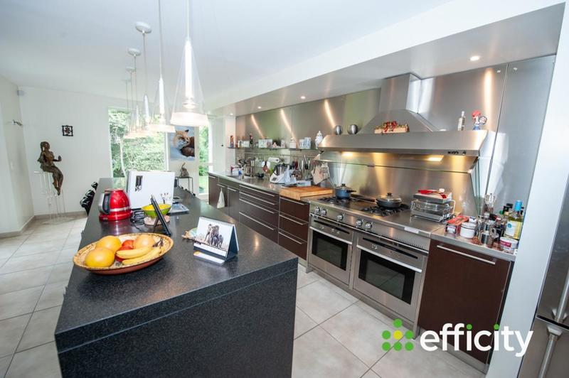 Maison - 444 m² - 10 pièces