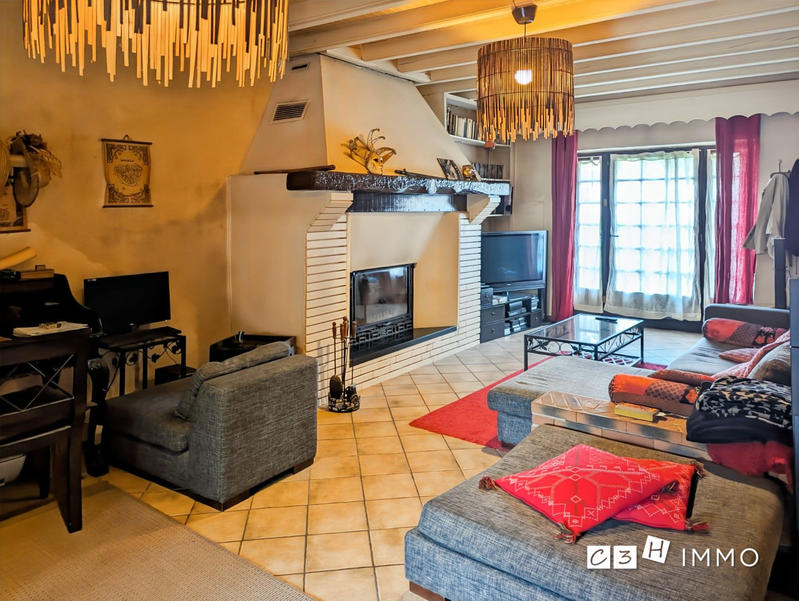 Maison - 127 m² - 6 pièces