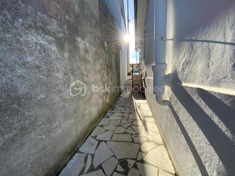 Maison - 65 m² - 4 pièces