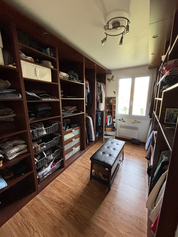 Maison - 183 m² - 8 pièces