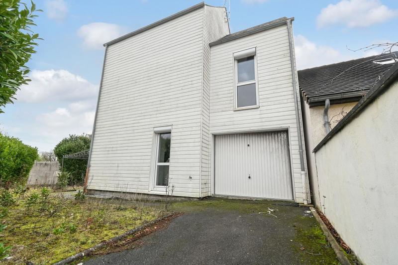 Maison de ville - 90 m² - 4 pièces