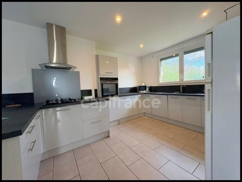 Maison - 137 m² - 7 pièces