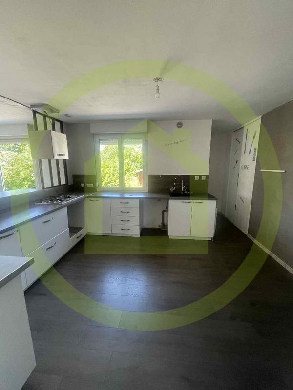 Maison - 177 m² - 6 pièces