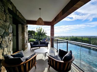 Villa - 95 m² - 4 pièces