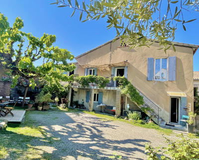 Maison - 120 m² - 6 pièces