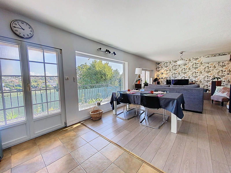 Maison - 136 m² - 4 pièces