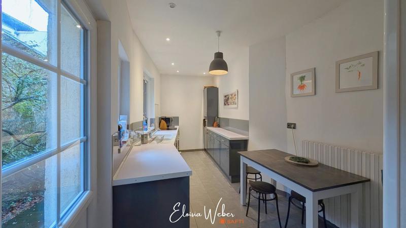 Maison - 141 m² - 6 pièces