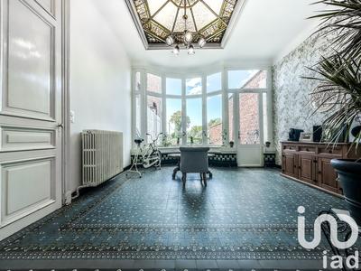 Maison - 210 m² - 9 pièces