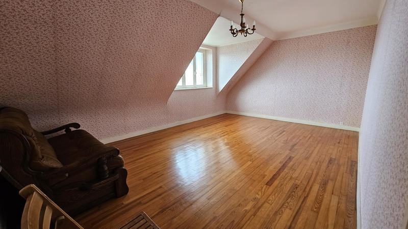 Maison - 147 m² - 5 pièces