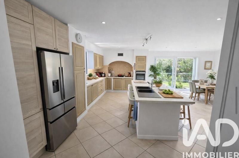 Maison - 134 m² - 6 pièces