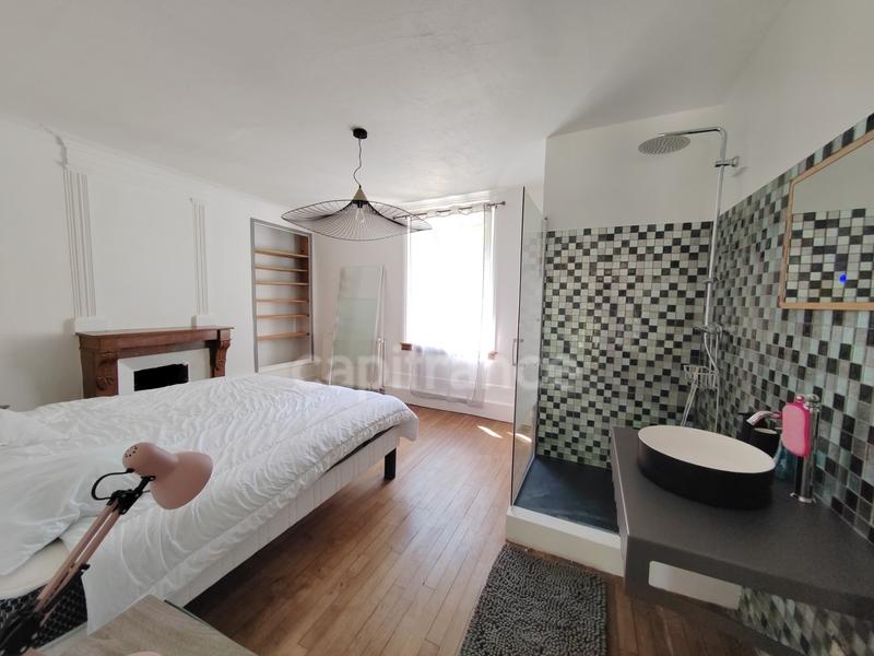 Moulin - 395 m² - 13 pièces