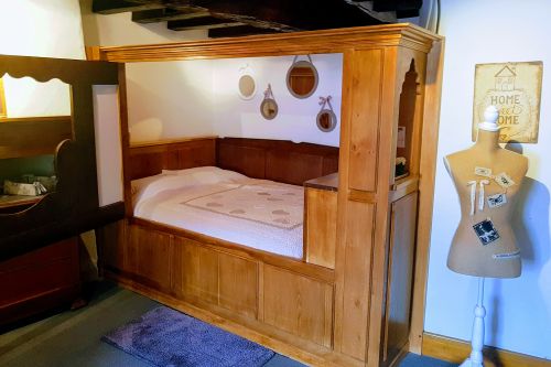 Le Cdv - Bar Lounge &amp; Chambres Insolites