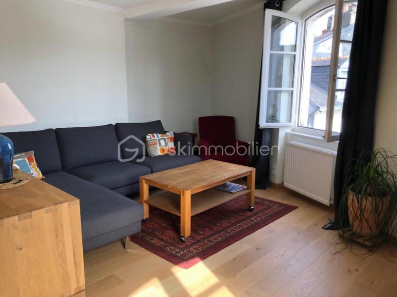Appartement - 117 m² - 6 pièces