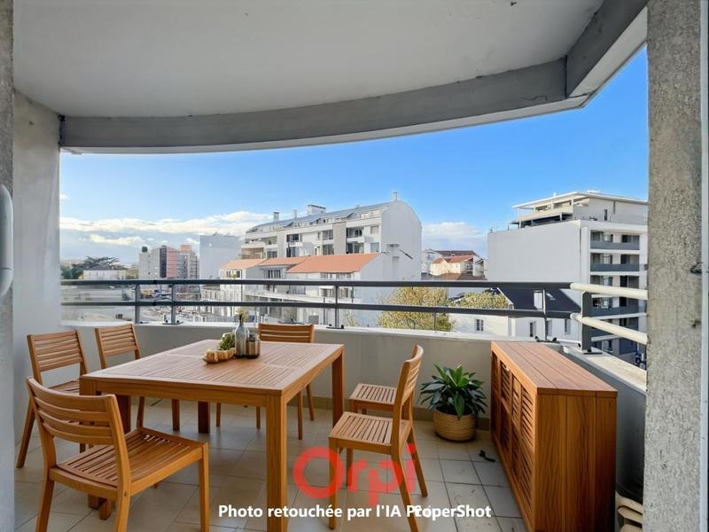 Appartement - 67 m² - 3 pièces