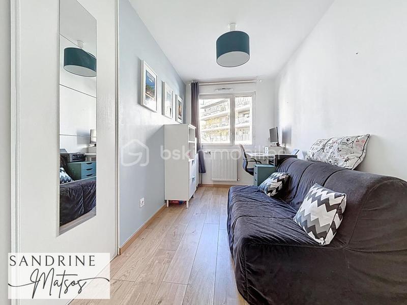 Appartement - 74 m² - 4 pièces