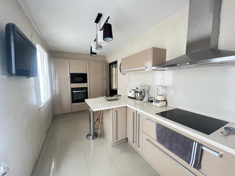 Maison - 118 m² - 5 pièces