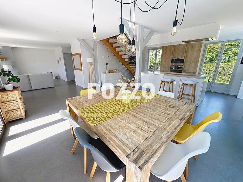 Maison - 135 m² - 6 pièces