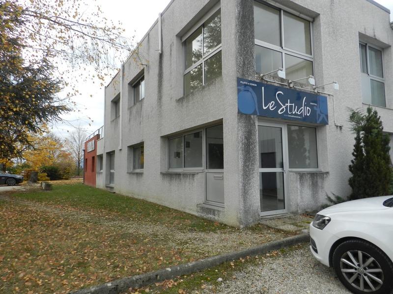 Local d'activité / Entrepôt - 1 250 m²