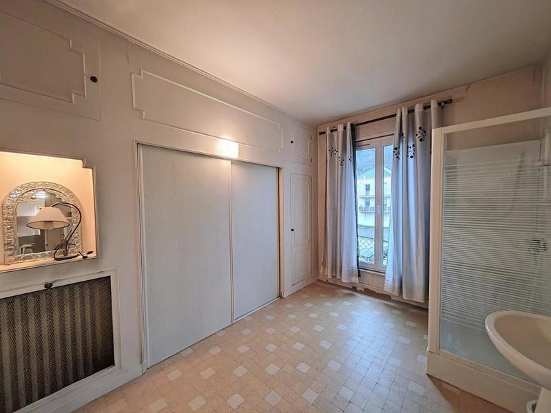Maison - 186 m² - 7 pièces