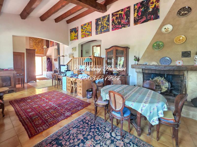 Maison - 160 m² - 7 pièces