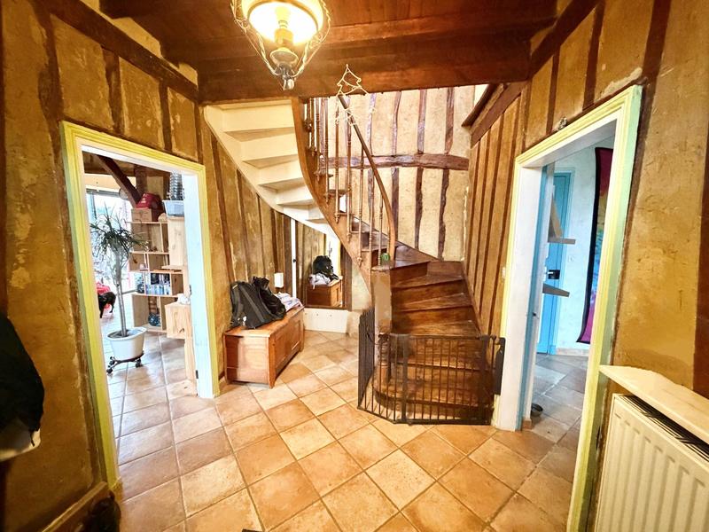 Maison - 13 m² - 5 pièces