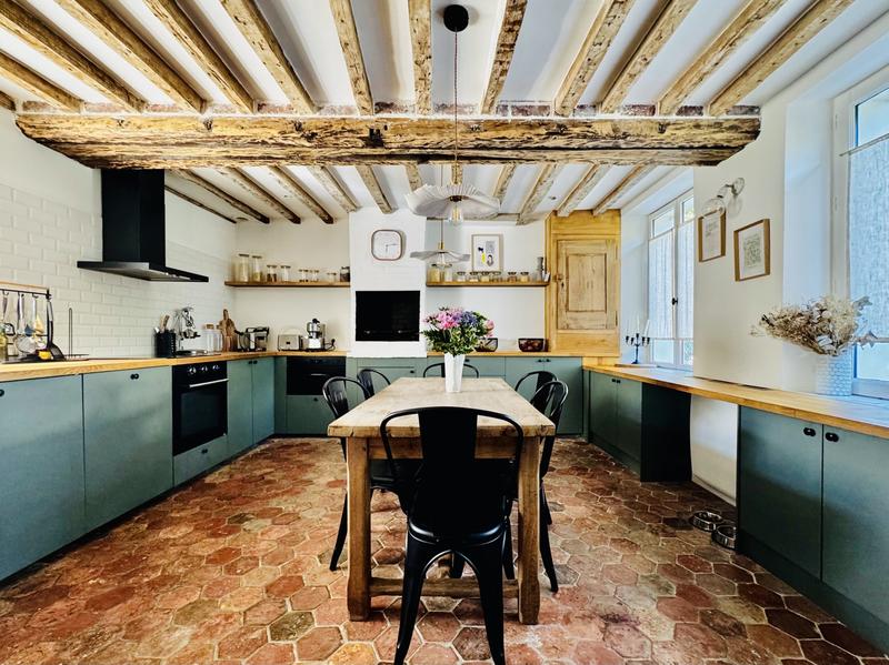 Maison - 90 m² - 5 pièces