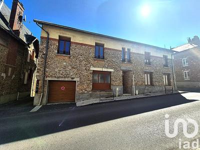 Maison - 311 m² - 14 pièces