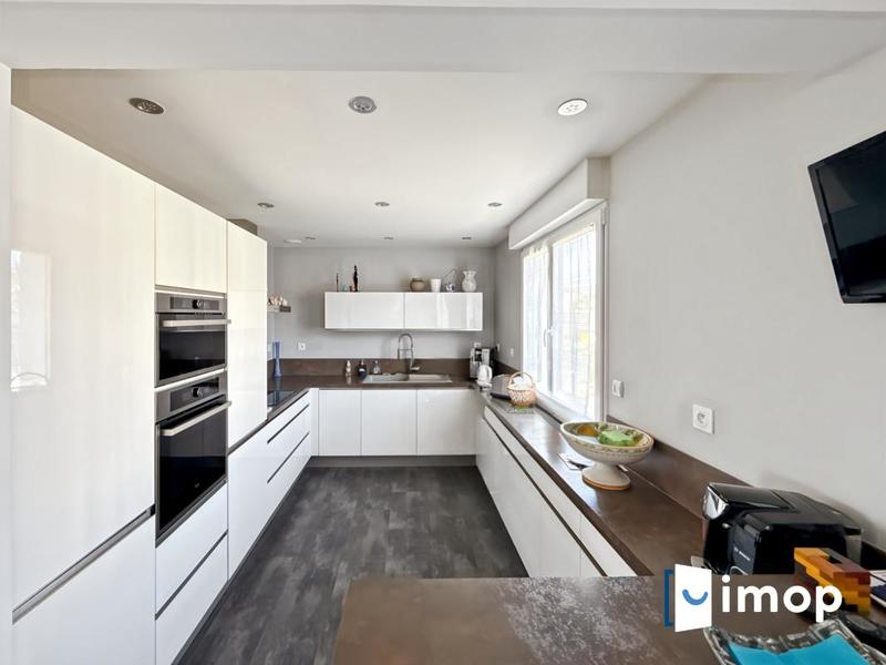 Local commercial - 590 m²