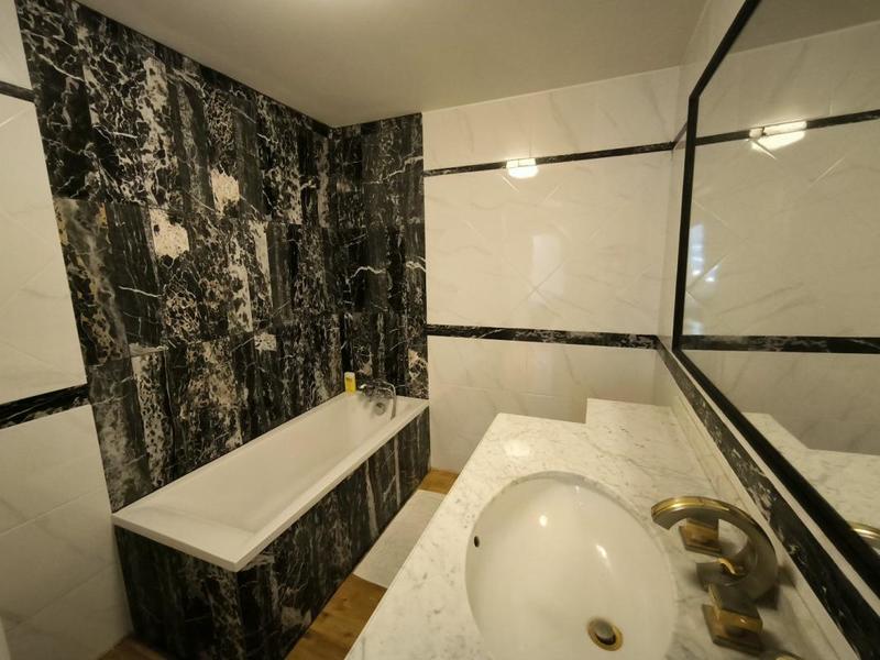 Demeure - 424 m² - 11 pièces