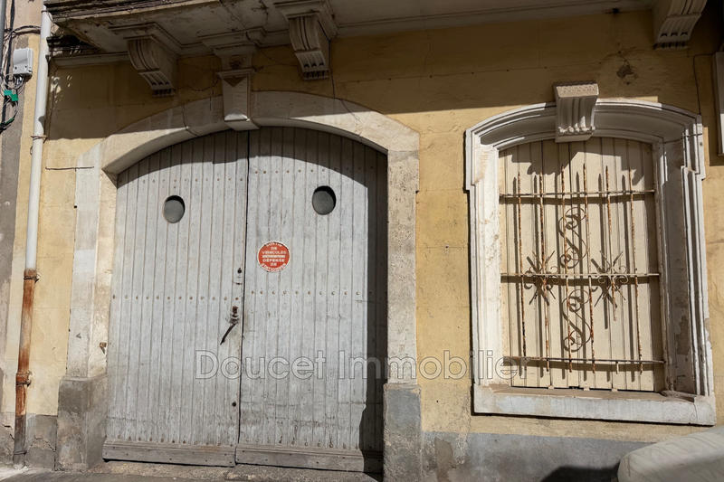 Parking / Garage - 75 m²