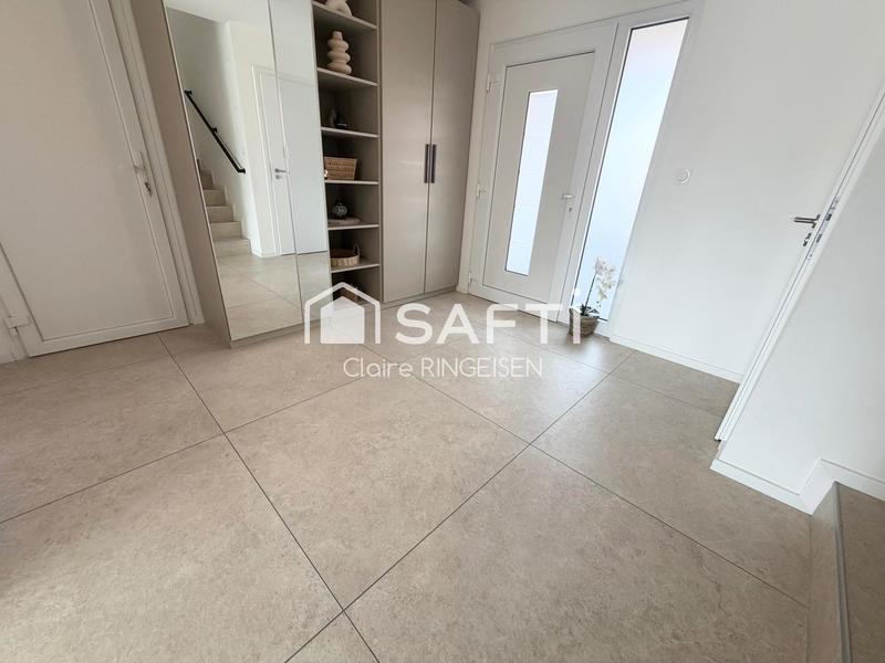 Maison - 136 m² - 5 pièces