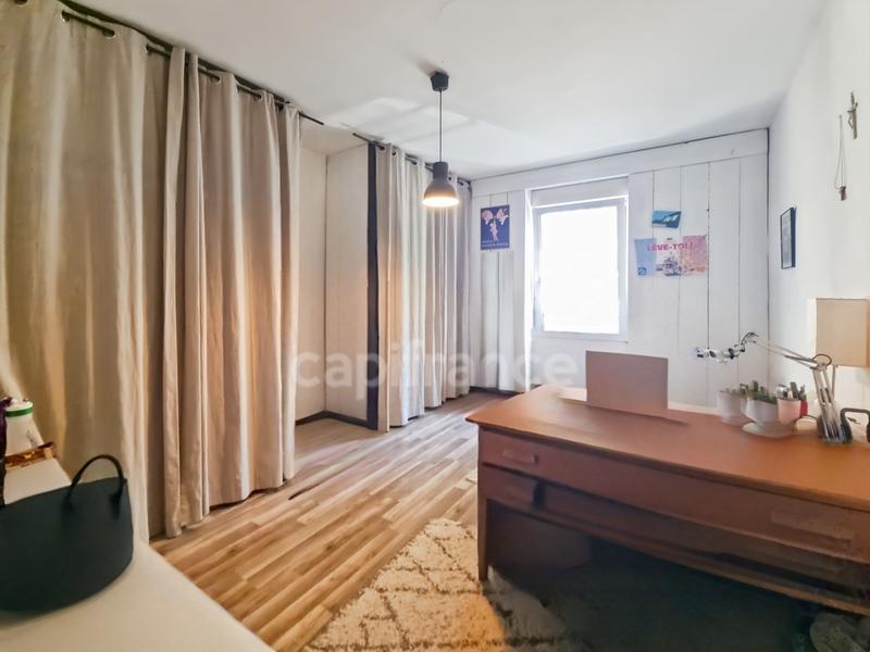 Maison - 163 m² - 5 pièces