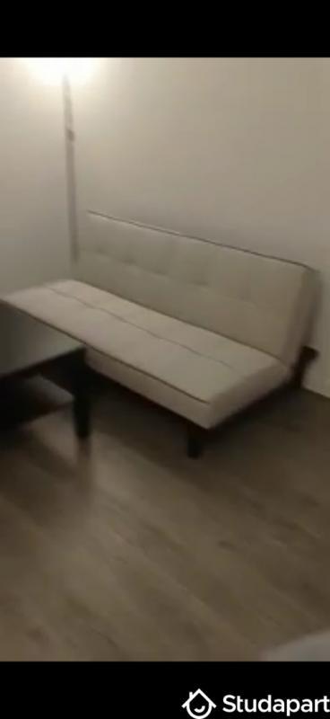 Chambre - 12 m² - 1 pièce