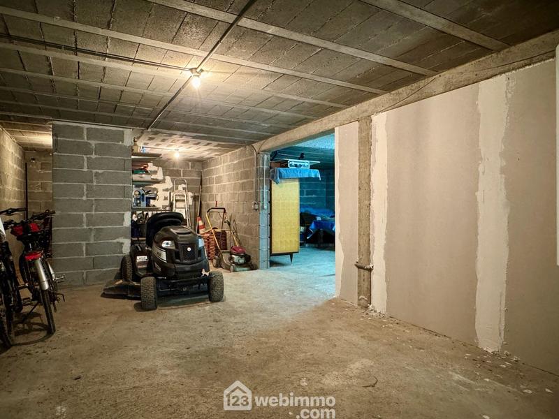 Maison - 161 m² - 6 pièces