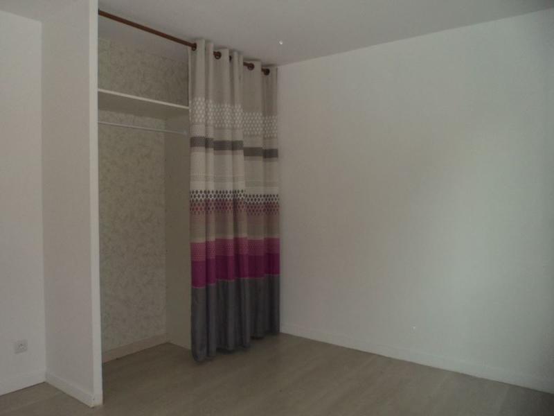 Maison traditionnelle - 92 m² - 4 pièces