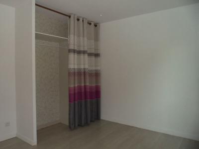 Maison traditionnelle - 92 m² - 4 pièces