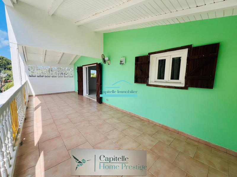 Maison - 182 m² - 8 pièces