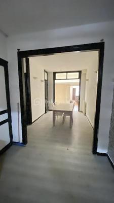 Maison - 92 m² - 5 pièces